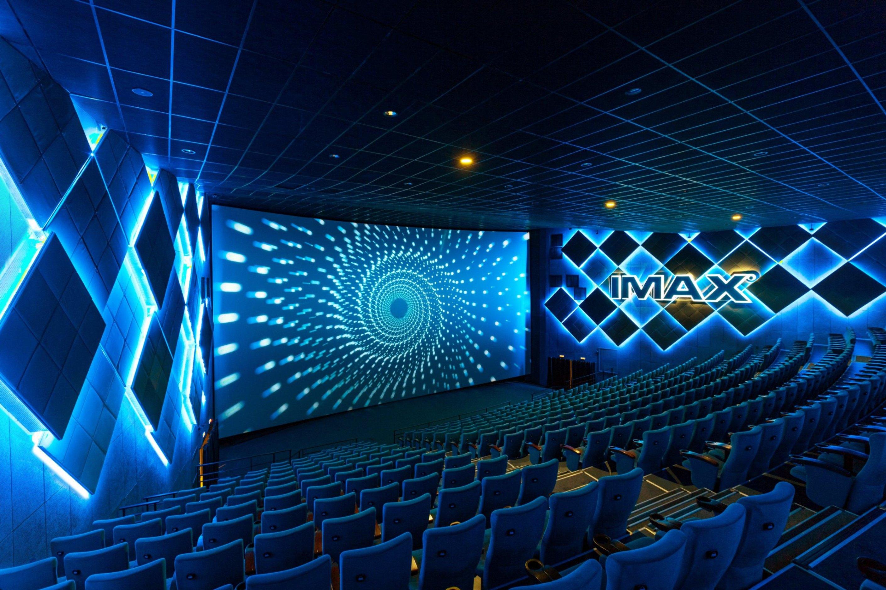 Кинотеатр океан сегодня. Аймакс океан Владивосток кинотеатр. Кинотеатр океан Владивосток зал IMAX. Кинотеатры аймакс 3д в Москве. Океан IMAX зал 2 Владивосток.